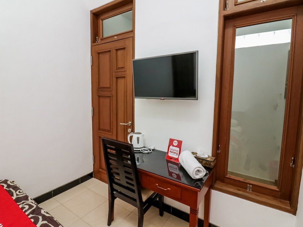 Puri Kusuma Guest House Selemadeg Exterior foto
